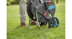 Enrouleur de tuyeau de jardin Gardena - Set dévidoir Aquaroll L Easy équipé - 50 m - 18522-20 -Outils de jardinage Soldes a56d333acdb5a3228ca22385ecc0a97c
