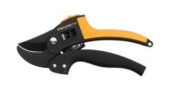 Sécateur Fiskars - Sécateur à enclume pour bois sec et dur - Ø 2,4 cm - acier avec revêtement antiadhésif - 19 cm - PowerStep - P83